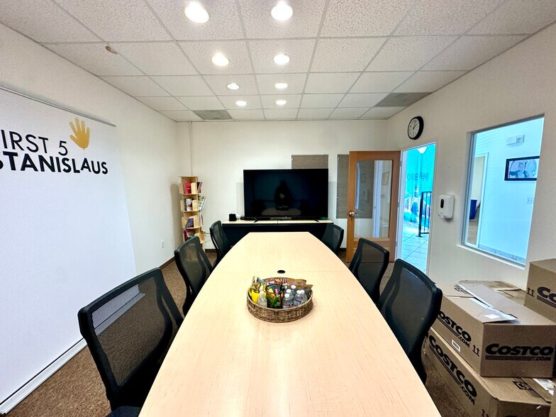 More Photos Of 930 15th St, Modesto Medical For Sale