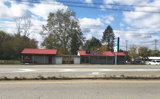 Primary Photo Of 6251 High Street, Lockbourne Restaurant For Sale