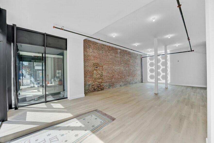 More Photos Of 115-117 Penn Ave, Scranton Storefront Retail Residential For Lease