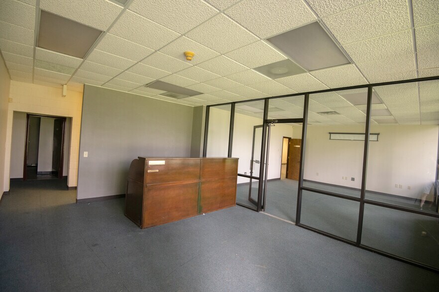 More Photos Of 1330 N Park St, Carrollton Medical For Lease