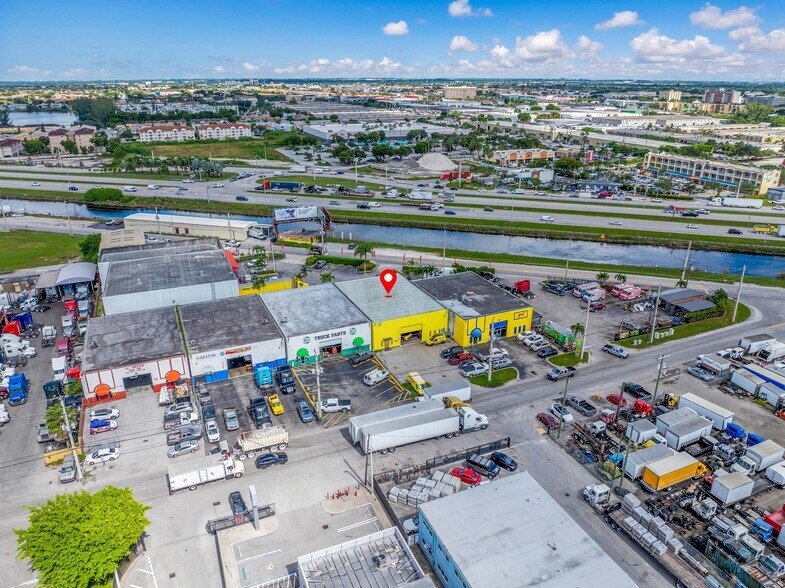 More Photos Of 8125 NW 93rd St, Miami Warehouse For Sale