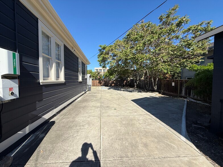 More Photos Of 2426 2nd St, Livermore Coworking Space