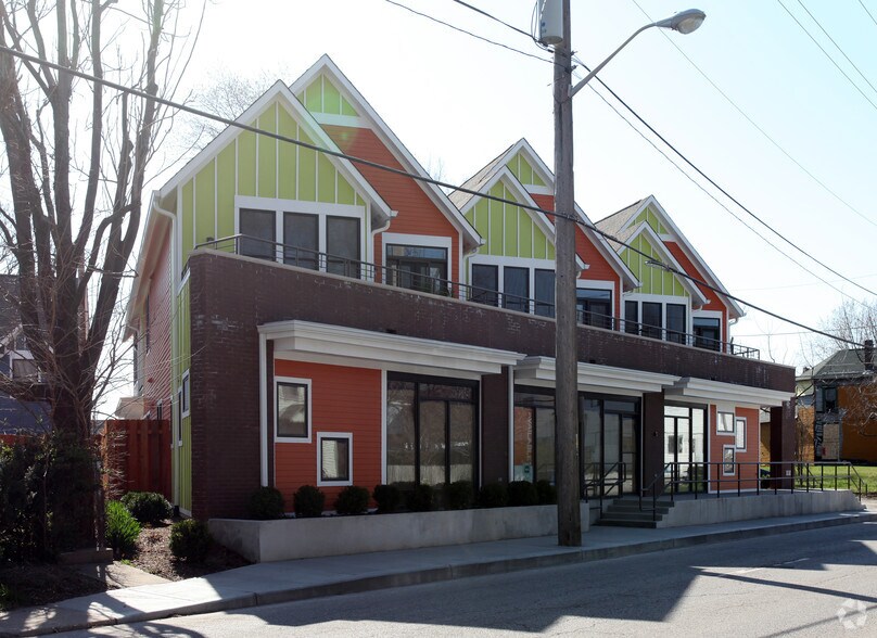 More Photos Of 427 S College Ave, Indianapolis Apartments For Lease