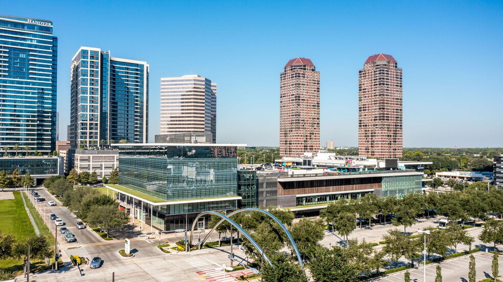More Photos Of 1700 Post Oak Blvd, Houston Coworking Space