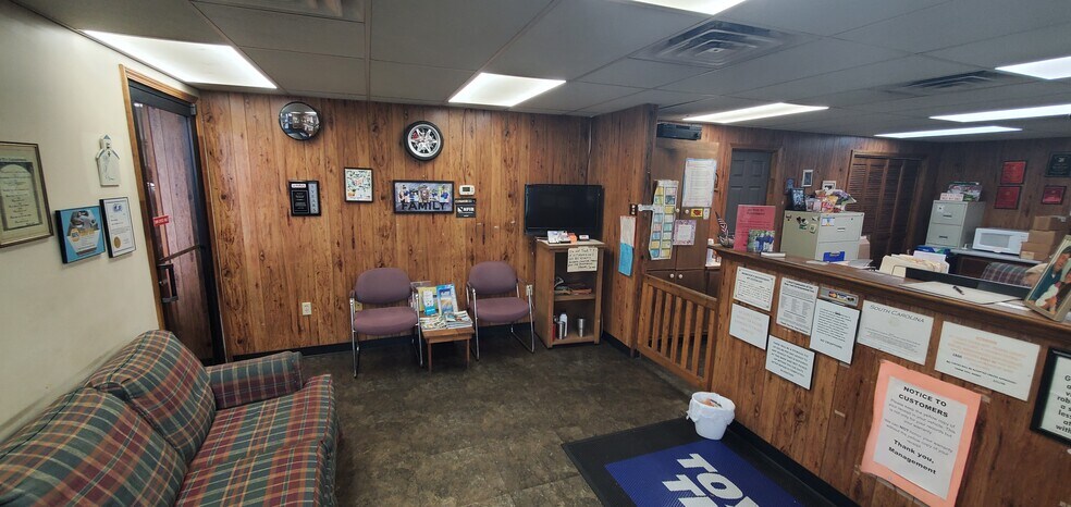 More Photos Of 228 Ross Ave, Easley Flex For Sale
