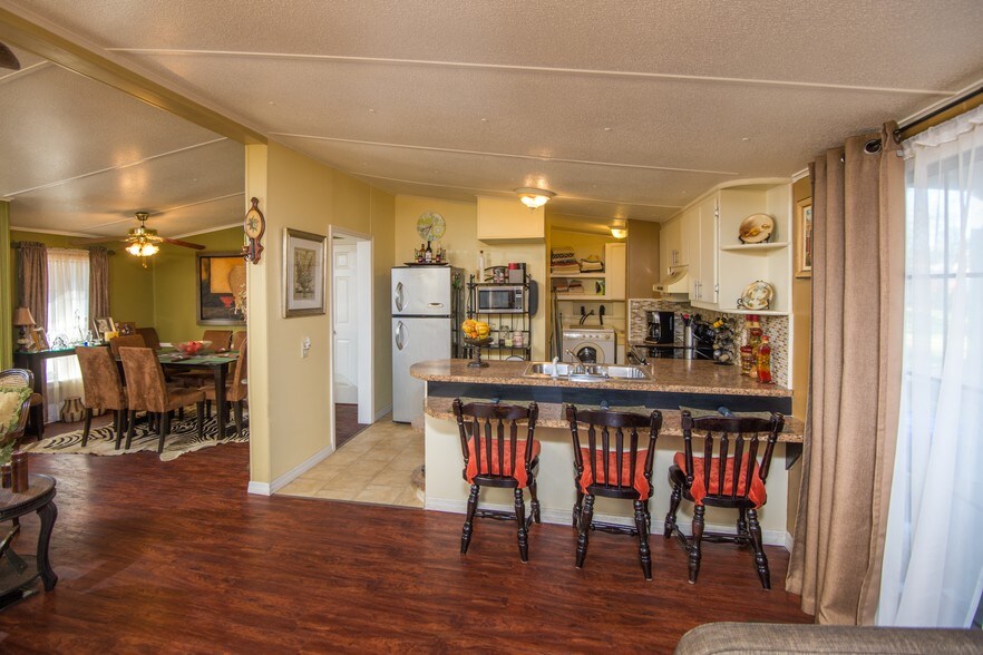 More Photos Of 1211 Cypress Rd, Saint Augustine Manufactured Housing Mobile Home Park For Sale