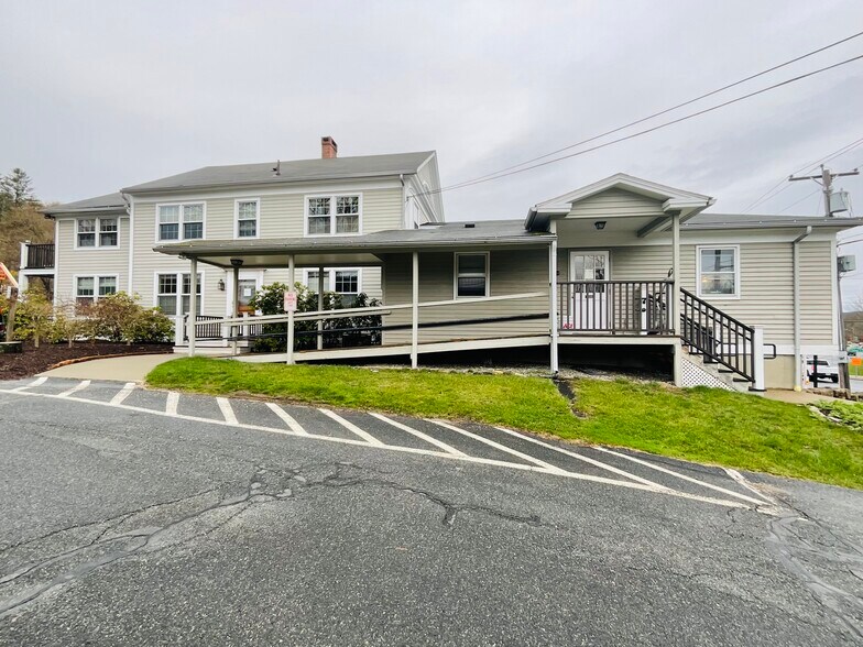 More Photos Of 168 Main St, Great Barrington Office For Sale