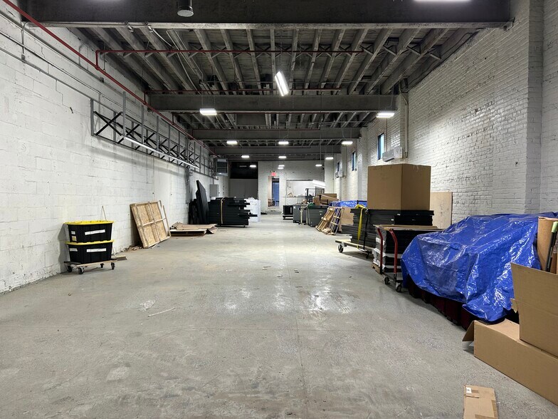 More Photos Of 180 Morgan Ave, Brooklyn Warehouse For Lease