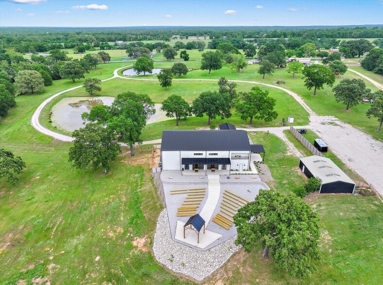 More Photos Of 1972 FM 857, Grand Saline Trailer Camper Park For Sale