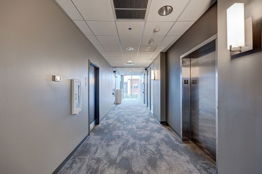 More Photos Of 6740 Rock Spring Rd, Wilmington Office For Lease