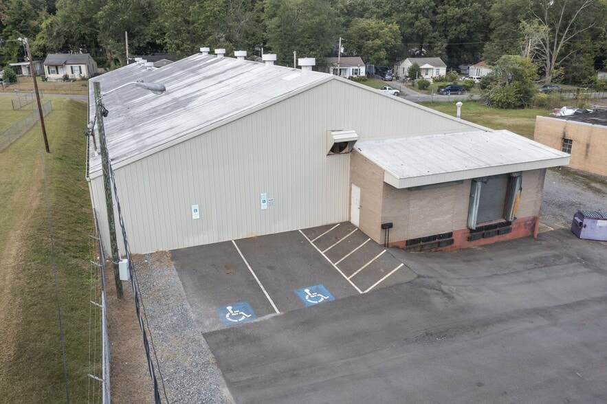 More Photos Of 1444 W Airline Ave, Gastonia Warehouse For Sale