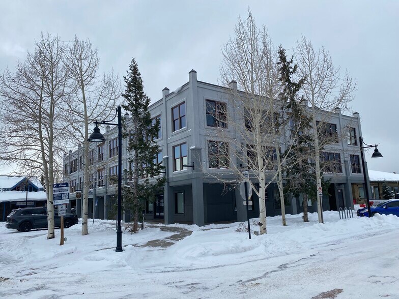 More Photos Of 114 Village Pl, Dillon Office For Sale