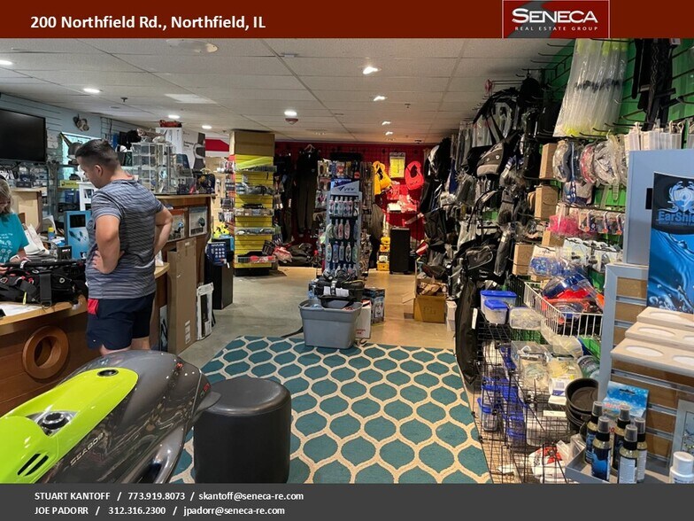 More Photos Of 200 Northfield Rd, Northfield Medical For Sale