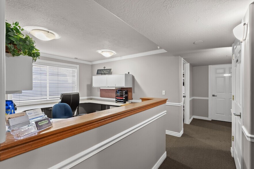 More Photos Of 1218 W South Jordan Pky, South Jordan Coworking Space