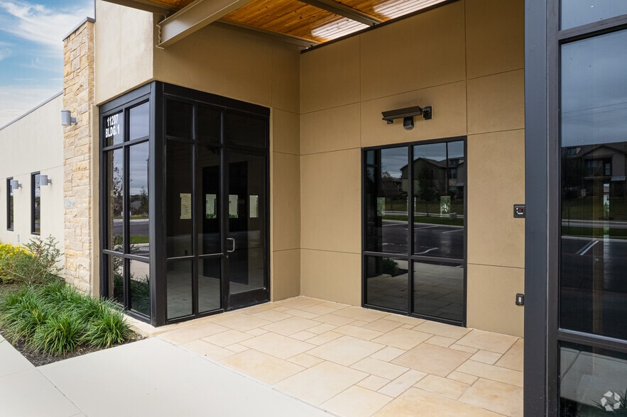 More Photos Of 11207 Wild Pine, San Antonio Office For Sale