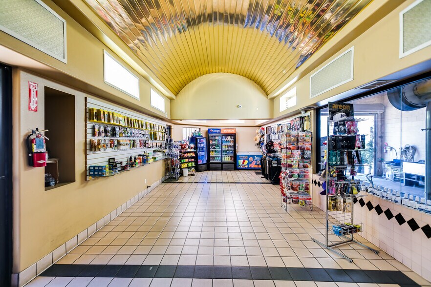 More Photos Of 3898 Opal St, Jurupa Valley Carwash For Sale