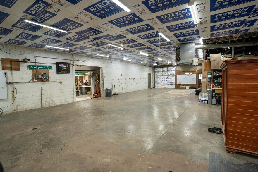 More Photos Of 2026-2030 Prospect Ave, Kansas City Warehouse For Sale