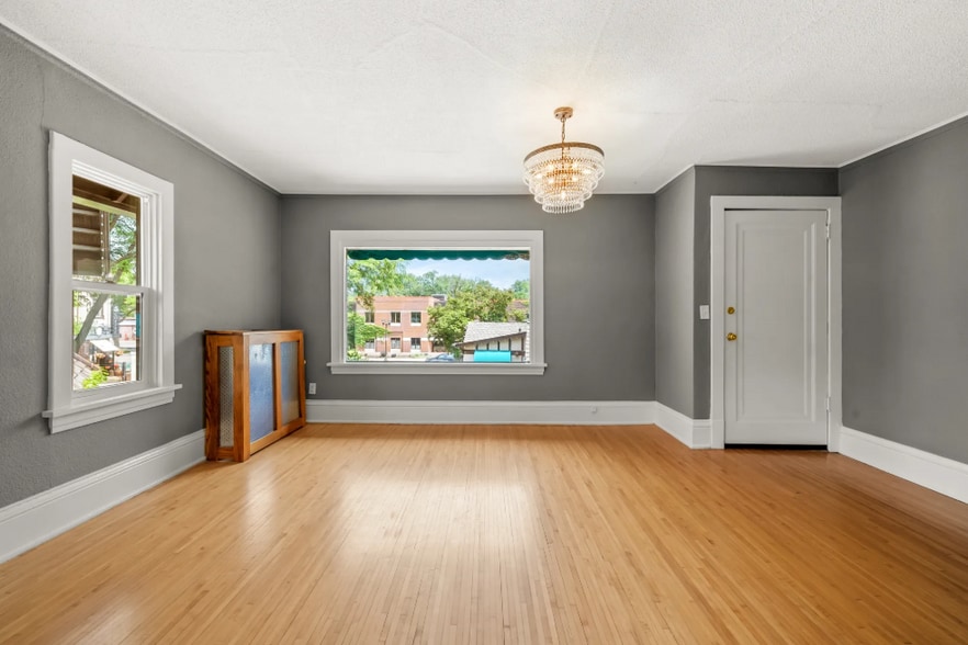 More Photos Of 2232-2242 Carter Ave, Saint Paul Unknown For Lease