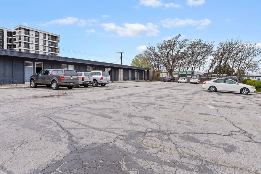 More Photos Of 2330 S Main St, Salt Lake City Office For Lease