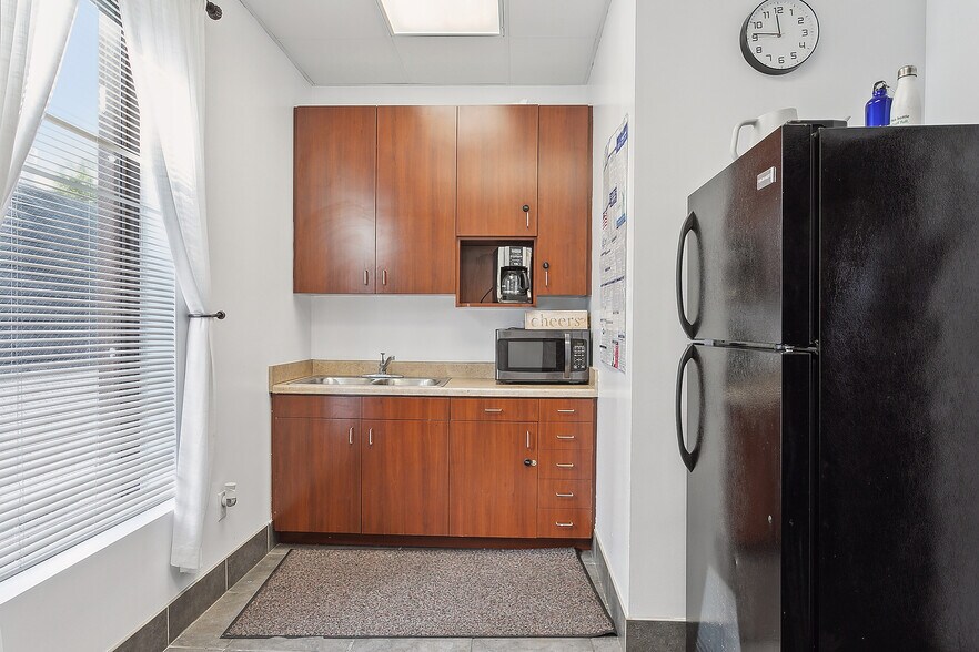 More Photos Of 3401 St Claude Ave, New Orleans Office Residential For Sale