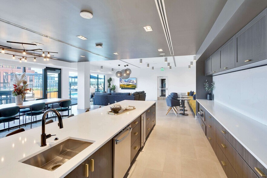 More Photos Of 1840 Market St, Denver Apartments For Lease