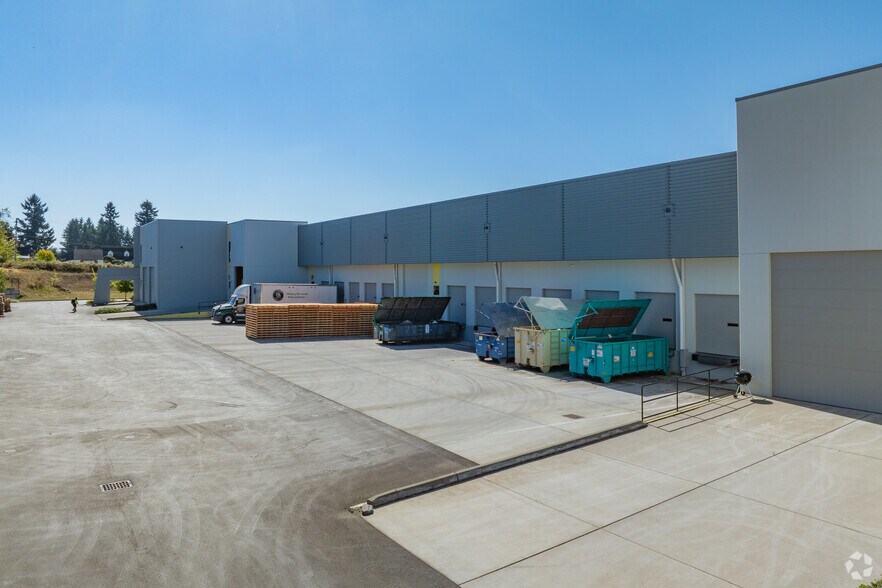More Photos Of 9817 233rd Ave E, Bonney Lake Distribution For Lease