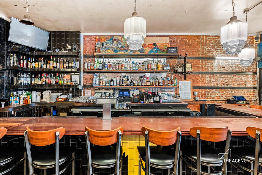 More Photos Of 688-690 Franklin Ave, Brooklyn Storefront Retail Residential For Lease
