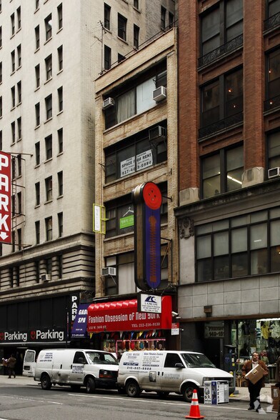 Primary Photo Of 153 W 36th St, New York Office For Lease