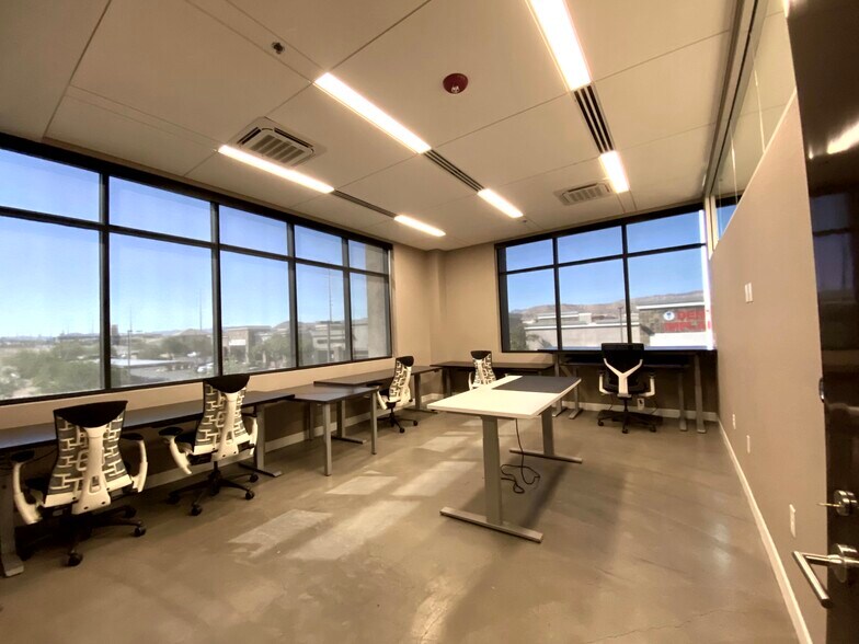 More Photos Of 6010 S Durango Dr, Las Vegas Loft Creative Space For Sale