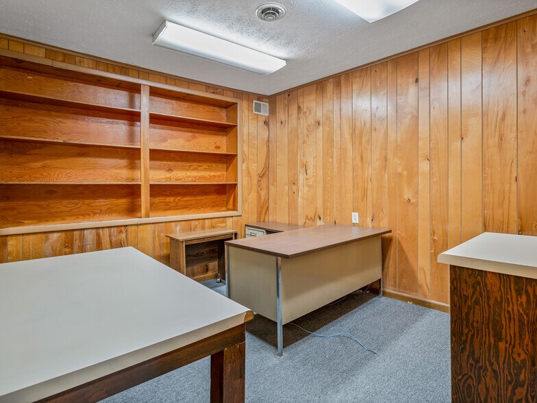 More Photos Of 544 Haywood Rd, Asheville Light Distribution For Sale