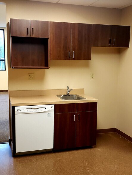 More Photos Of 3858 N Garden Center Way, Boise Medical For Lease