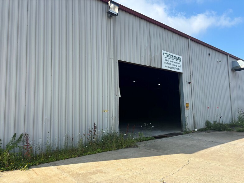 More Photos Of 3700 Oneida Valley Rd, Emlenton Industrial For Lease