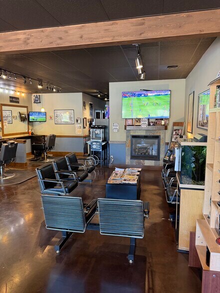 More Photos Of 808 N 4th St, Coeur d'Alene Storefront For Lease