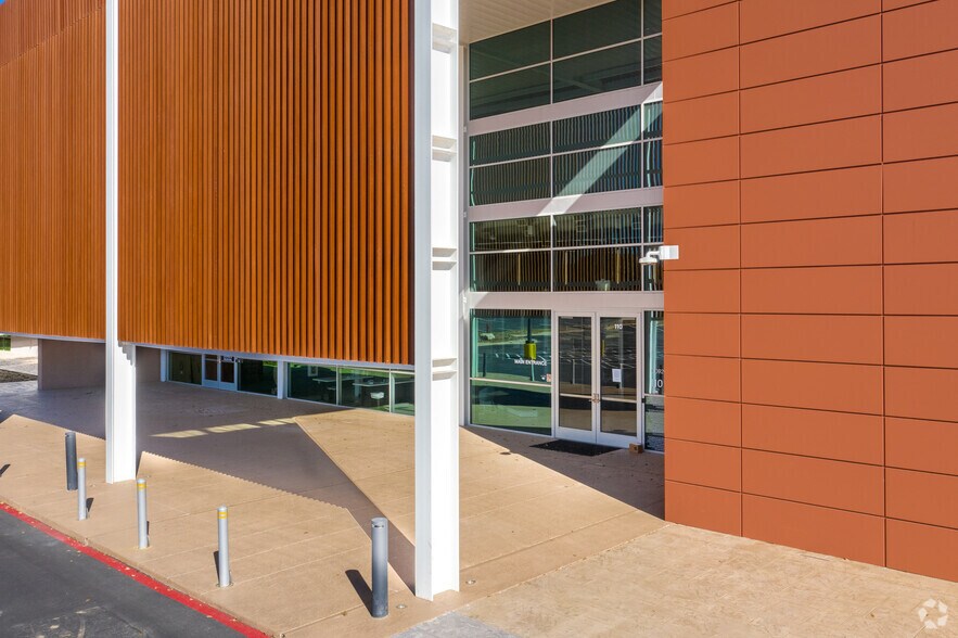 More Photos Of 8201 N FM 620, Austin Office For Lease