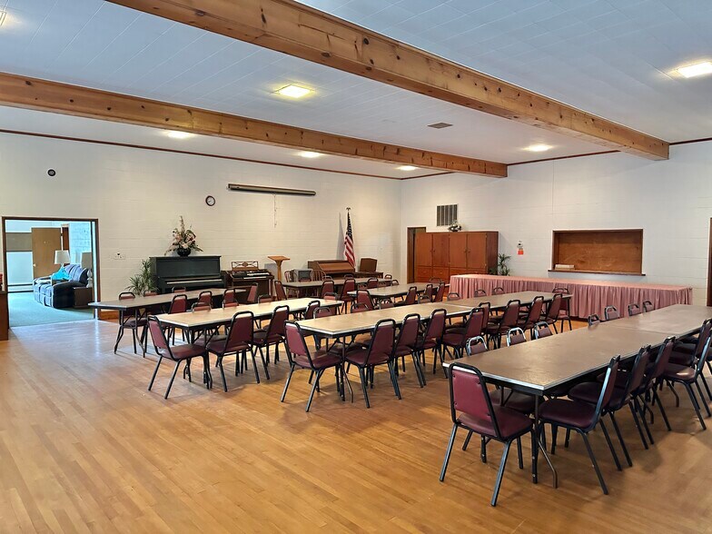 More Photos Of 206 Church St, Vienna Religious Facility For Sale