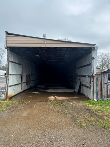 More Photos Of 12935 U. S. 43, Axis Flex For Lease