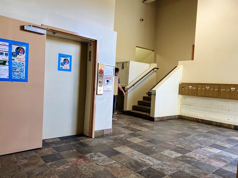 More Photos Of 1661 Tennessee St, San Francisco Light Distribution For Lease