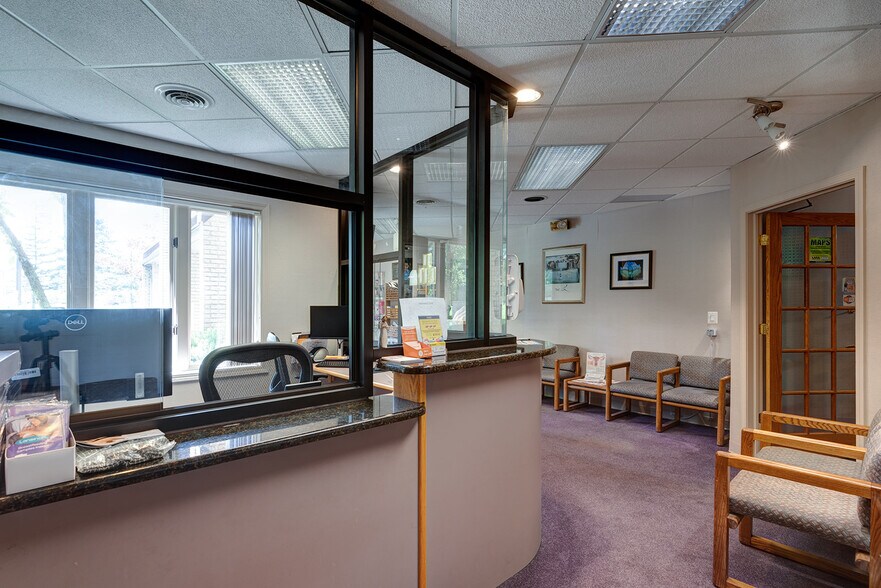 More Photos Of 1181 N Milford Rd, Milford Medical For Lease