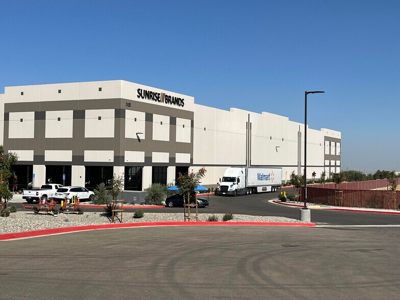 Primary Photo Of 5125 Wheeler Ridge Rd, Tejon Ranch Distribution For Lease