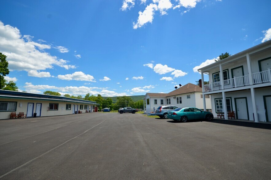 More Photos Of 6812 Route 209, Kerhonkson Hotel For Sale