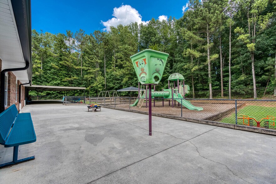 More Photos Of 2081 Mesa Valley Way, Austell Specialty For Sale