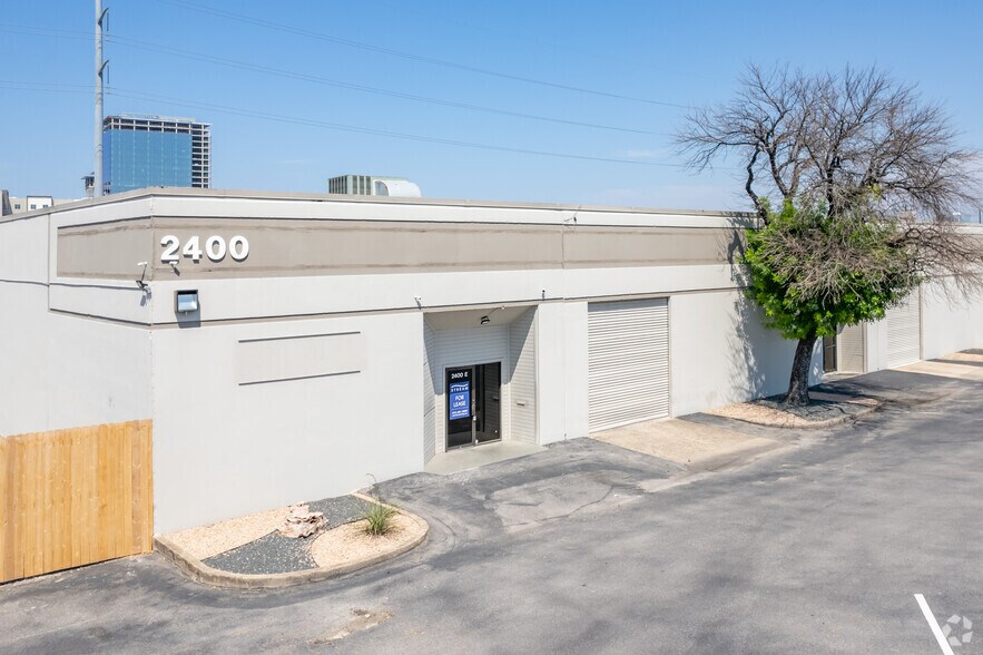 More Photos Of 2340 W Braker Ln, Austin Unknown For Lease