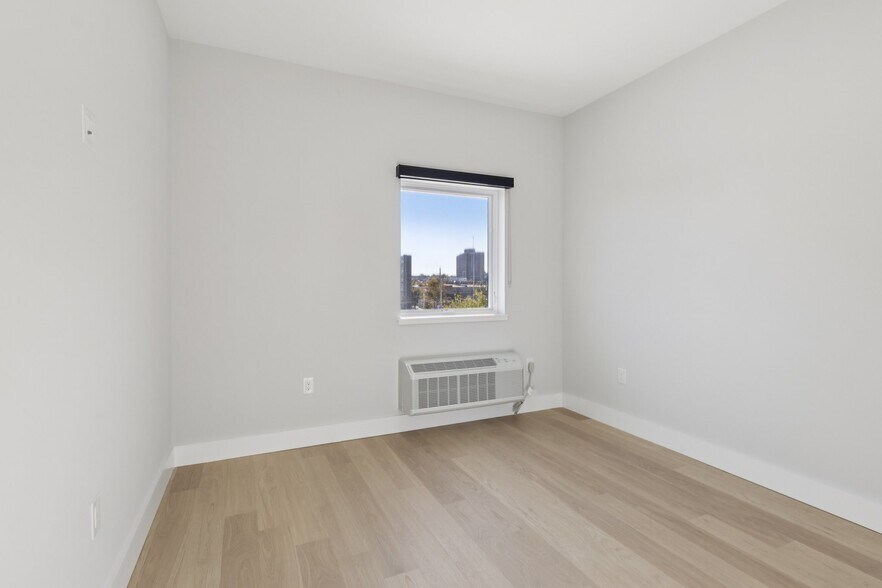 More Photos Of 34-40 Hudson St, Newark Apartments For Lease
