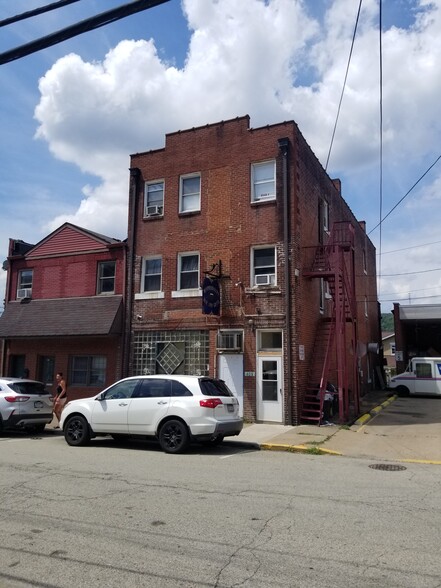 More Photos Of 409 Cavitt Ave, Trafford Bar For Sale