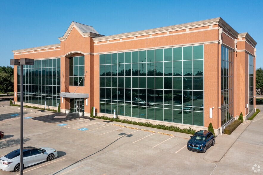 Primary Photo Of 2930 W Sam Houston Pkwy N, Houston Office For Lease