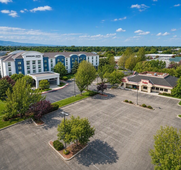 More Photos Of 12249 W Chinden Blvd, Boise Restaurant For Sale
