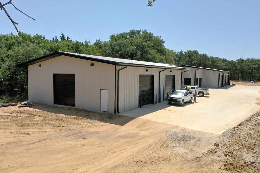 Primary Photo Of 6870 Rendon Bloodworth, Fort Worth Industrial For Sale
