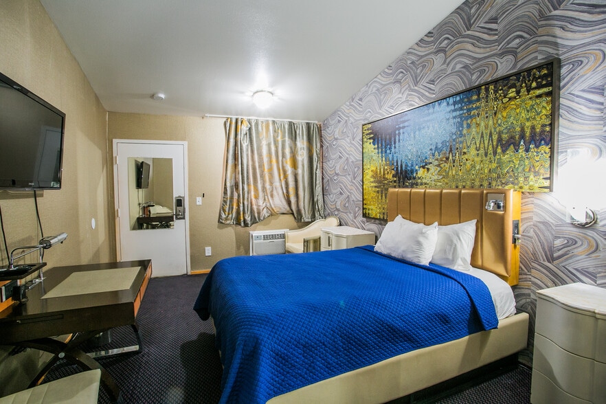 More Photos Of 2855 Fremont St, Las Vegas Hotel For Sale