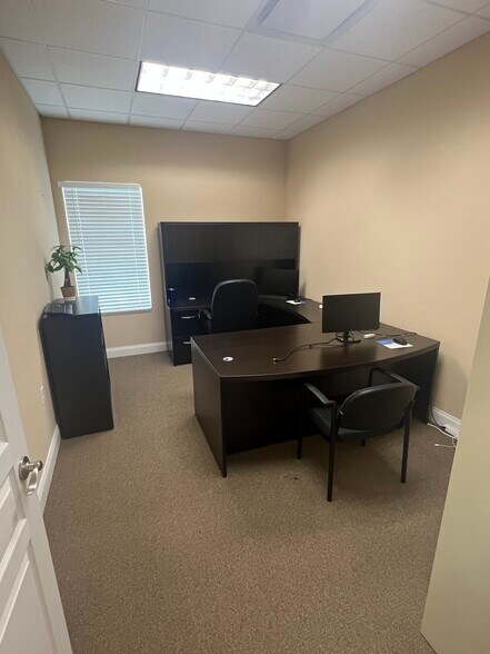 More Photos Of 1341 Providence Rd, Brandon Coworking Space