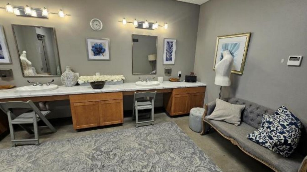 More Photos Of 4352 Hwy 23, Dodgeville Specialty For Sale